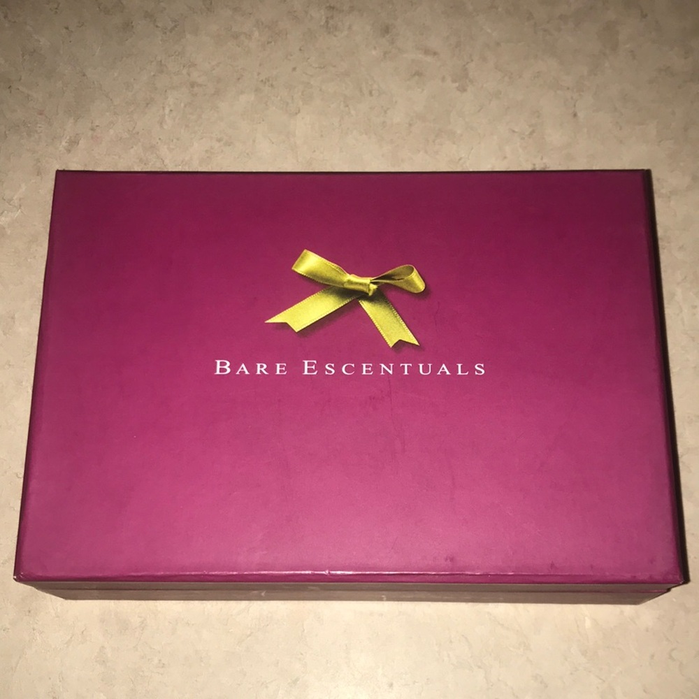 Bare Essentials Mineral Eye Shadows